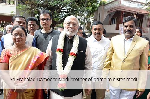 sri prahalad Damodar modi brother of prime minister modi.